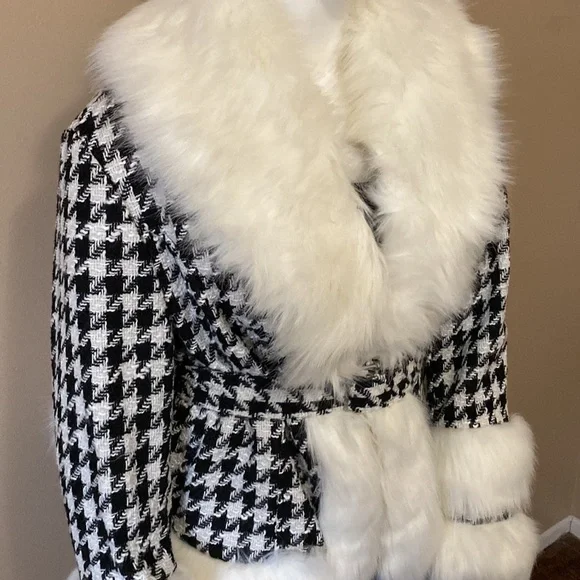 Woman's Azalea Wang Faux Fur Checker Winter Coat - Black & White - Size XL - Picture 4 of 16